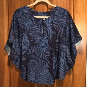 Apricot Lane Women’s cape sleeve shirt